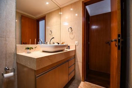 Apartamento à venda com 119m², 3 quartos e 1 vagaBanheiro Suíte