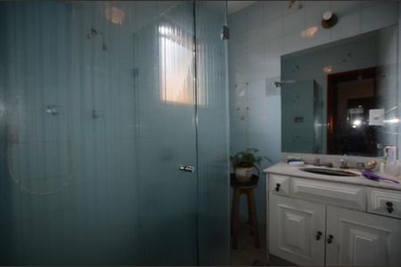 Apartamento para alugar com 240m², 3 quartos e 2 vagasBanheiro da Suíte 2