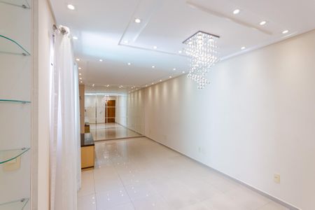 Apartamento à venda com 82m², 3 quartos e 1 vagaSala