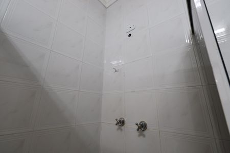 Casa à venda com 210m², 2 quartos e 4 vagasBanheiro da Suíte