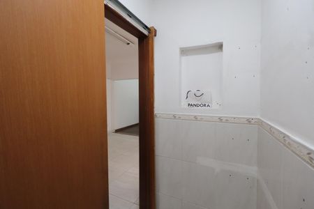 Casa à venda com 210m², 2 quartos e 4 vagasDespensa