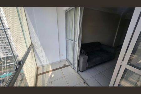 Sacada de apartamento para alugar com 3 quartos, 90m² em Setor Bueno, Goiânia