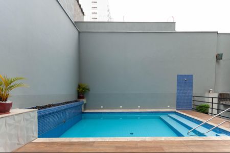 Apartamento para alugar com 131m², 2 quartos e 2 vagasÁrea Comum - Piscina