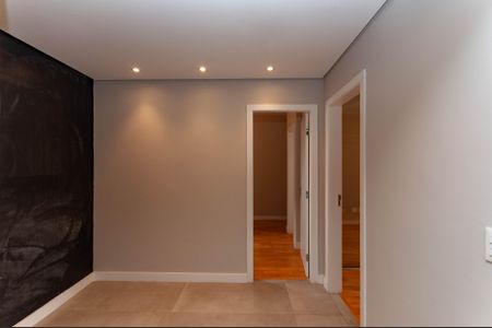 Apartamento para alugar com 131m², 2 quartos e 2 vagasSala