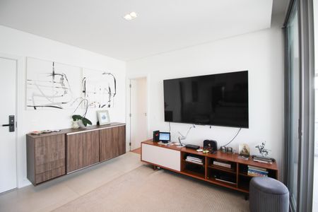 Sala de apartamento à venda com 2 quartos, 109m² em Vila Nova Conceição, São Paulo