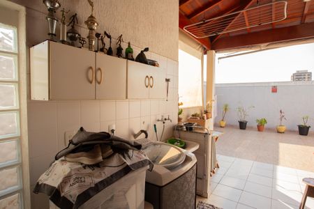 Casa à venda com 185m², 3 quartos e 4 vagas Casa à venda com 185m², 3 quartos e 4 vagasÁrea de Serviço