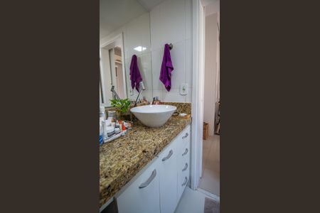 Apartamento à venda com 72m², 2 quartos e 1 vagaBanheiro Suite 2