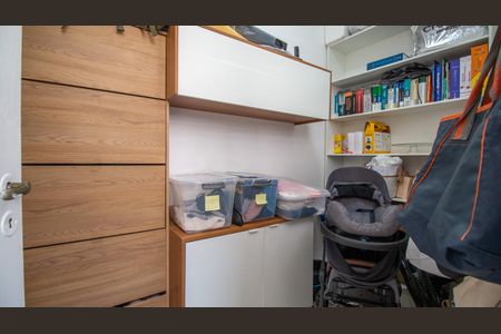 Apartamento à venda com 72m², 2 quartos e 1 vagaQuarto de Serviço