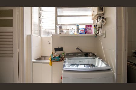 Apartamento à venda com 72m², 2 quartos e 1 vagaÁrea de Serviço