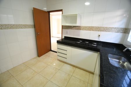 Casa para alugar com 170m², 3 quartos e 4 vagasCozinha