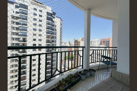Apartamento à venda com 119m², 3 quartos e 2 vagas Apartamento à venda com 119m², 3 quartos e 2 vagasVaranda