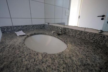 Apartamento à venda com 80m², 3 quartos e 1 vaga Apartamento à venda com 80m², 3 quartos e 1 vagaBanheiro Suíte