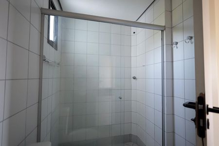Apartamento à venda com 80m², 3 quartos e 1 vaga Apartamento à venda com 80m², 3 quartos e 1 vagaBanheiro Suíte