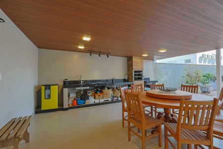 Apartamento à venda com 250m², 3 quartos e 2 vagasVaranda da Sala