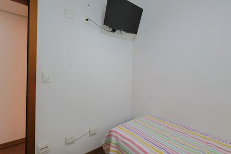 Apartamento à venda com 250m², 3 quartos e 2 vagasQuarto 2