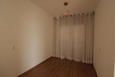Sala de apartamento para alugar com 2 quartos, 64m² em Parque Uniao, Jundiaí