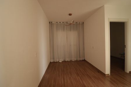 Sala de apartamento para alugar com 2 quartos, 64m² em Parque Uniao, Jundiaí