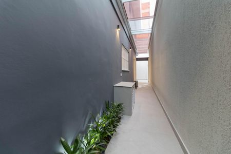 Casa à venda com 125m², 2 quartos e 2 vagas Casa à venda com 125m², 2 quartos e 2 vagasCorredor Lateral