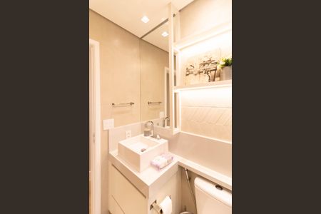 Casa à venda com 125m², 2 quartos e 2 vagas Casa à venda com 125m², 2 quartos e 2 vagasBanheiro Social
