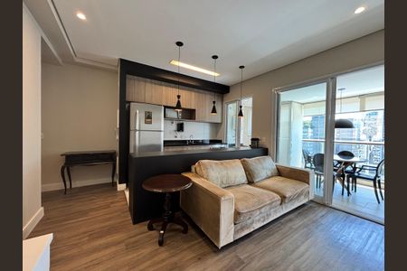 Sala/Cozinha de apartamento para alugar com 1 quarto, 56m² em Vila Olímpia, São Paulo