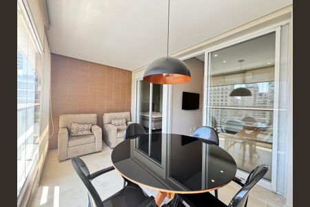 Apartamento para alugar com 56m², 1 quarto e 1 vaga Apartamento para alugar com 56m², 1 quarto e 1 vagaVaranda