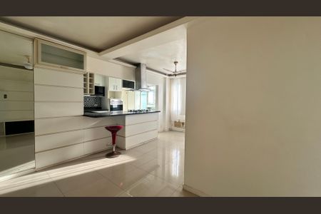 Apartamento à venda com 58m², 2 quartos e 1 vagaSala/Cozinha