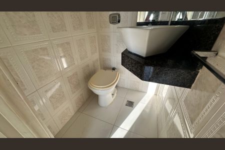 Apartamento à venda com 58m², 2 quartos e 1 vagaBanheiro Social