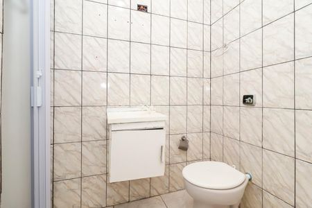 Casa para alugar com 110m², 2 quartos e 4 vagas Casa para alugar com 110m², 2 quartos e 4 vagasBanheiro 2