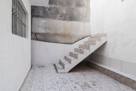 Casa para alugar com 110m², 2 quartos e 4 vagas Casa para alugar com 110m², 2 quartos e 4 vagasQuintal