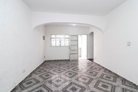Casa para alugar com 110m², 2 quartos e 4 vagas Casa para alugar com 110m², 2 quartos e 4 vagasSala