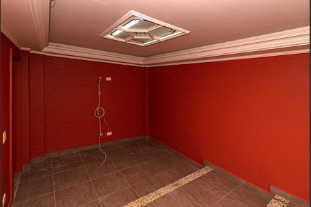 Casa à venda com 250m², 3 quartos e 4 vagasÁrea comum