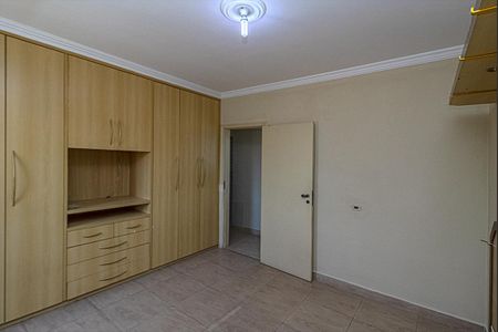Casa à venda com 250m², 3 quartos e 4 vagasSuíte 2