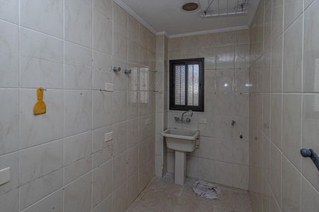 Casa à venda com 250m², 3 quartos e 4 vagasÁrea de Serviço