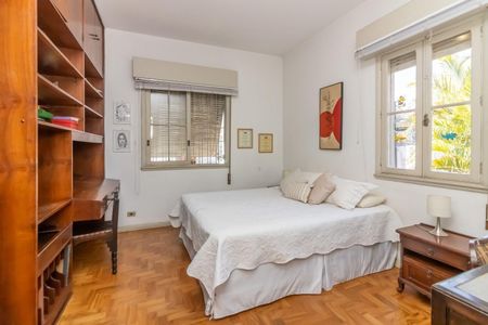 Casa à venda com 6 quartos, 399m² em Pacaembu, São Paulo