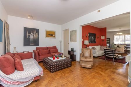 Casa à venda com 6 quartos, 399m² em Pacaembu, São Paulo
