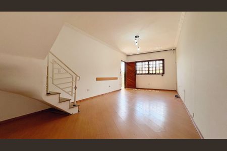 Casa à venda com 3 quartos, 151m² em Penha de França, São Paulo