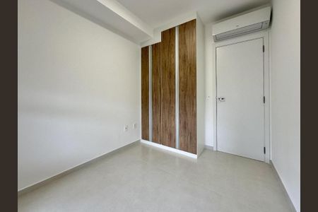 Apartamento à venda com 2 quartos, 66m² em Jardim das Acacias, São Paulo