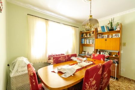 Casa à venda com 142m², 3 quartos e 2 vagas Casa à venda com 142m², 3 quartos e 2 vagasCopa