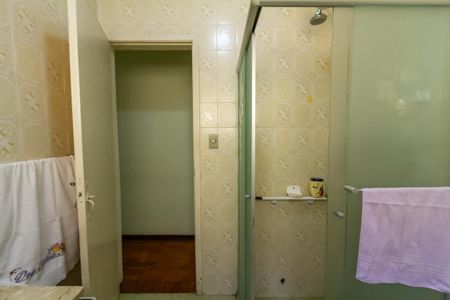 Casa à venda com 142m², 3 quartos e 2 vagas Casa à venda com 142m², 3 quartos e 2 vagasBanheiro