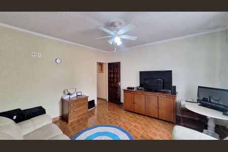Casa à venda com 140m², 4 quartos e 1 vaga Casa à venda com 140m², 4 quartos e 1 vagaSala