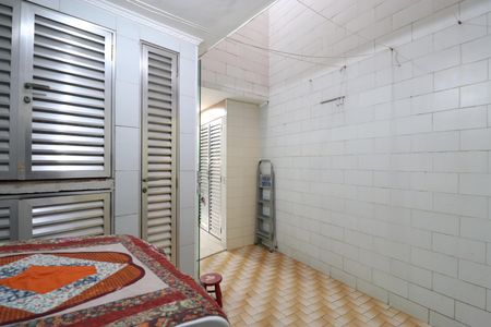 Casa à venda com 140m², 4 quartos e 1 vagaÁrea de Serviço