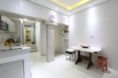 Casa à venda com 140m², 4 quartos e 1 vagaCozinha