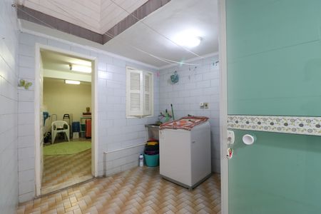 Casa à venda com 140m², 4 quartos e 1 vagaÁrea de Serviço