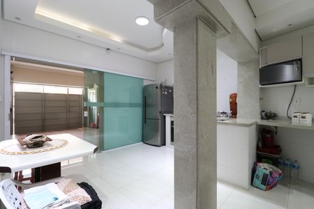 Casa à venda com 140m², 4 quartos e 1 vagaCozinha