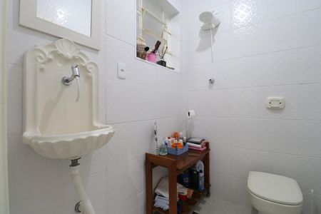 Casa à venda com 140m², 4 quartos e 1 vagaLavabo
