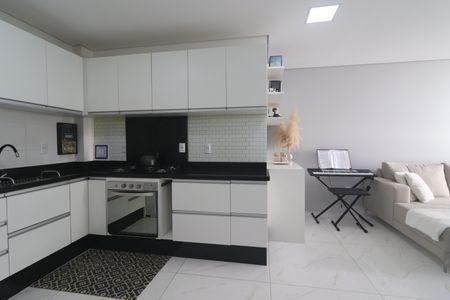 Apartamento à venda com 66m², 2 quartos e 2 vagasCozinha