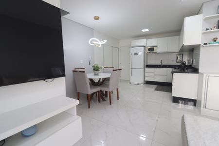 Sala de apartamento à venda com 2 quartos, 66m² em Vila Nova, Novo Hamburgo