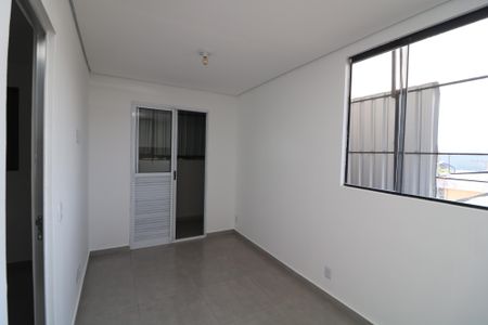 Sala de kitnet/studio para alugar com 1 quarto, 40m² em Vila Nova York, São Paulo