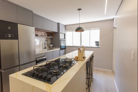 Casa de condomínio à venda com 380m², 3 quartos e 2 vagas Casa de condomínio à venda com 380m², 3 quartos e 2 vagasCozinha