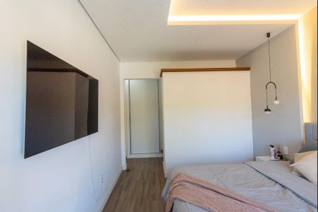 Casa de condomínio à venda com 380m², 3 quartos e 2 vagas Casa de condomínio à venda com 380m², 3 quartos e 2 vagasSuíte